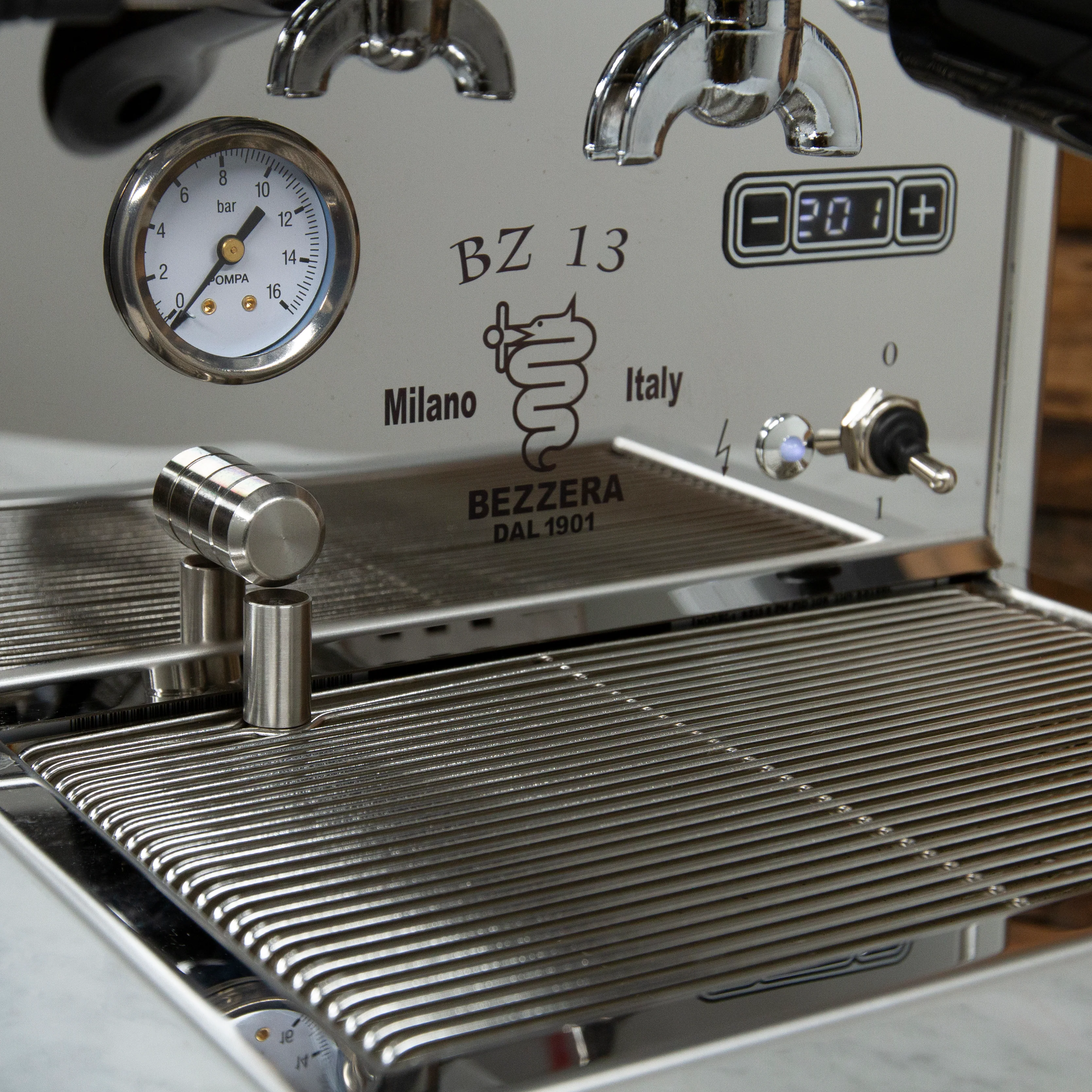 Bezzera BZ13 PM Espresso Machine - Special Edition - Image 5