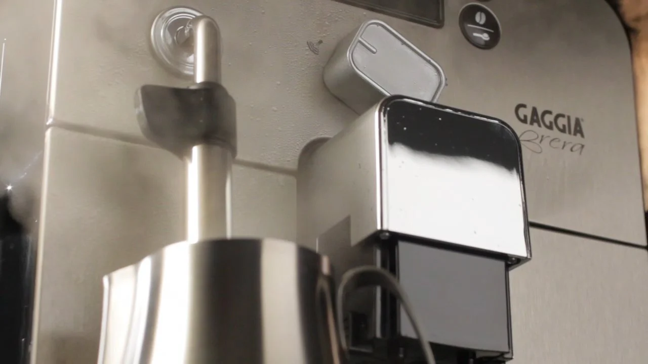 Gaggia Brera Espresso Machine in Black - Image 7